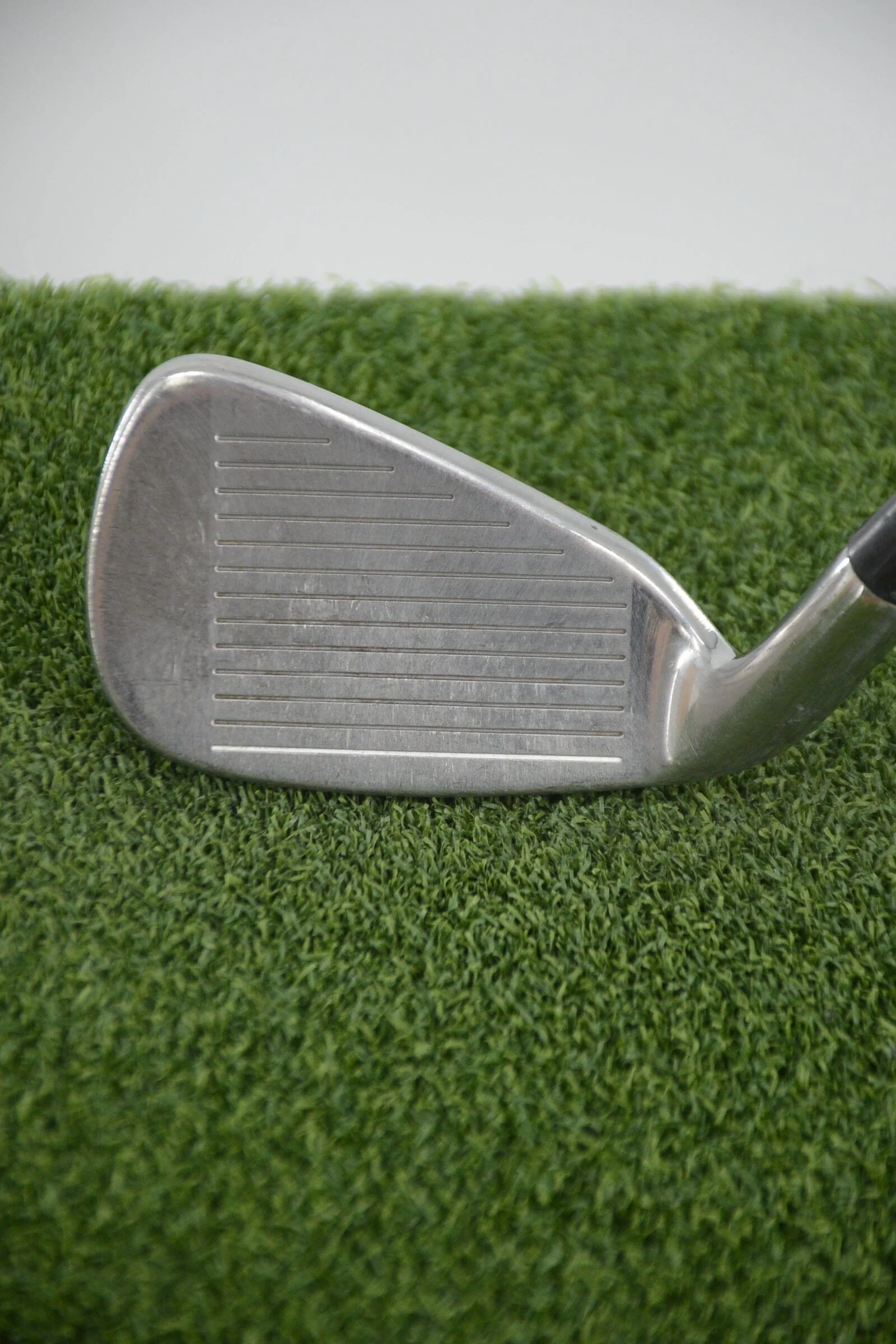Cleveland CG7 8 Iron R Flex 36" - Image 3