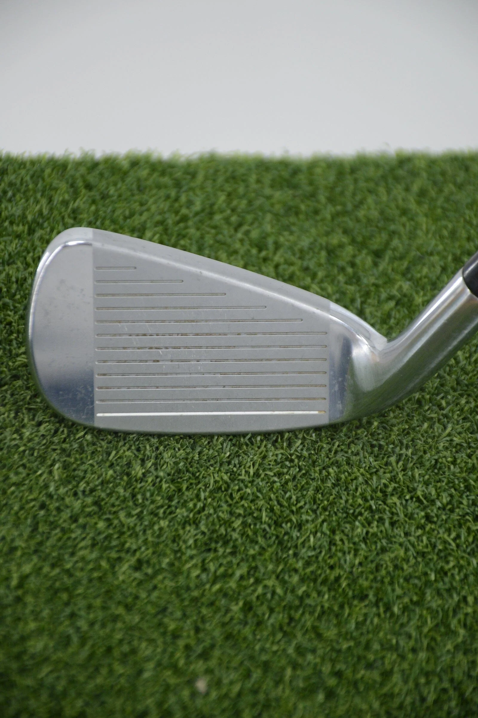 Cleveland 588 MT 6 Iron R Flex 38" - Image 3