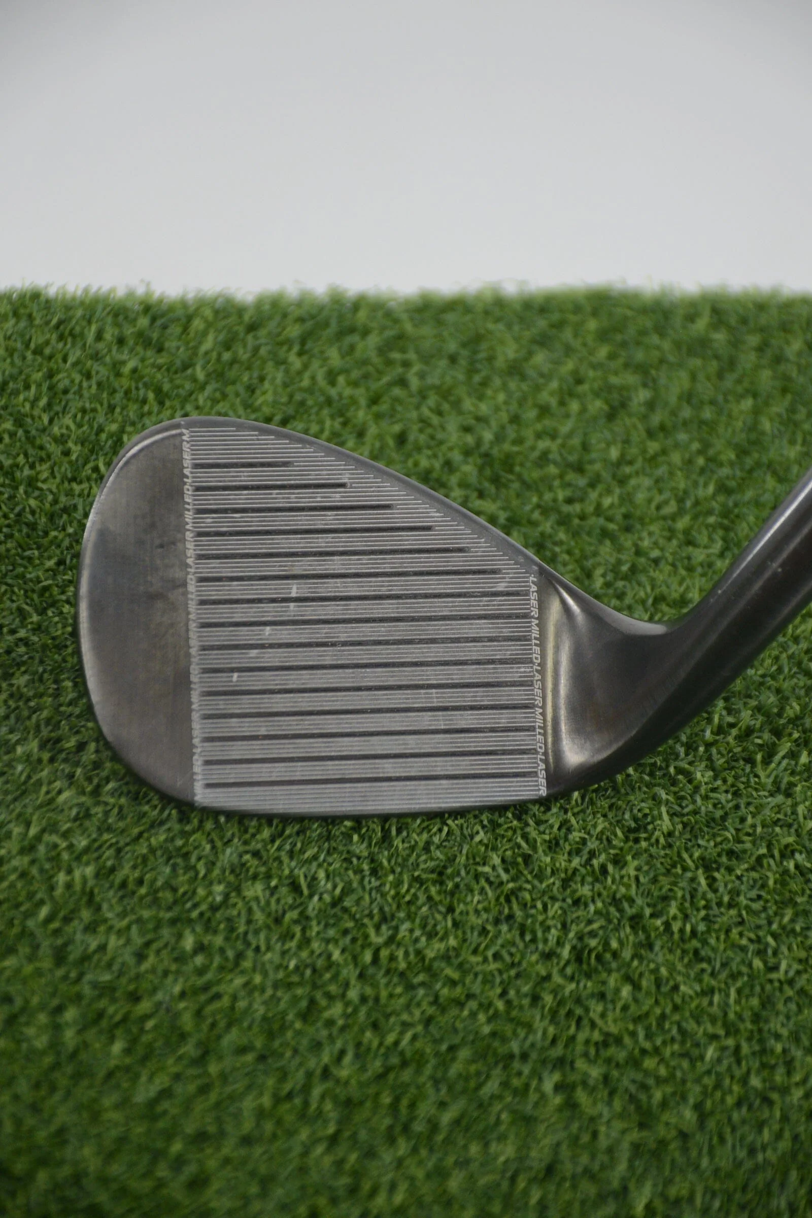Cleveland CG16 Black Pearl 52 Degree Wedge Wedge Flex 35.5" - Image 3