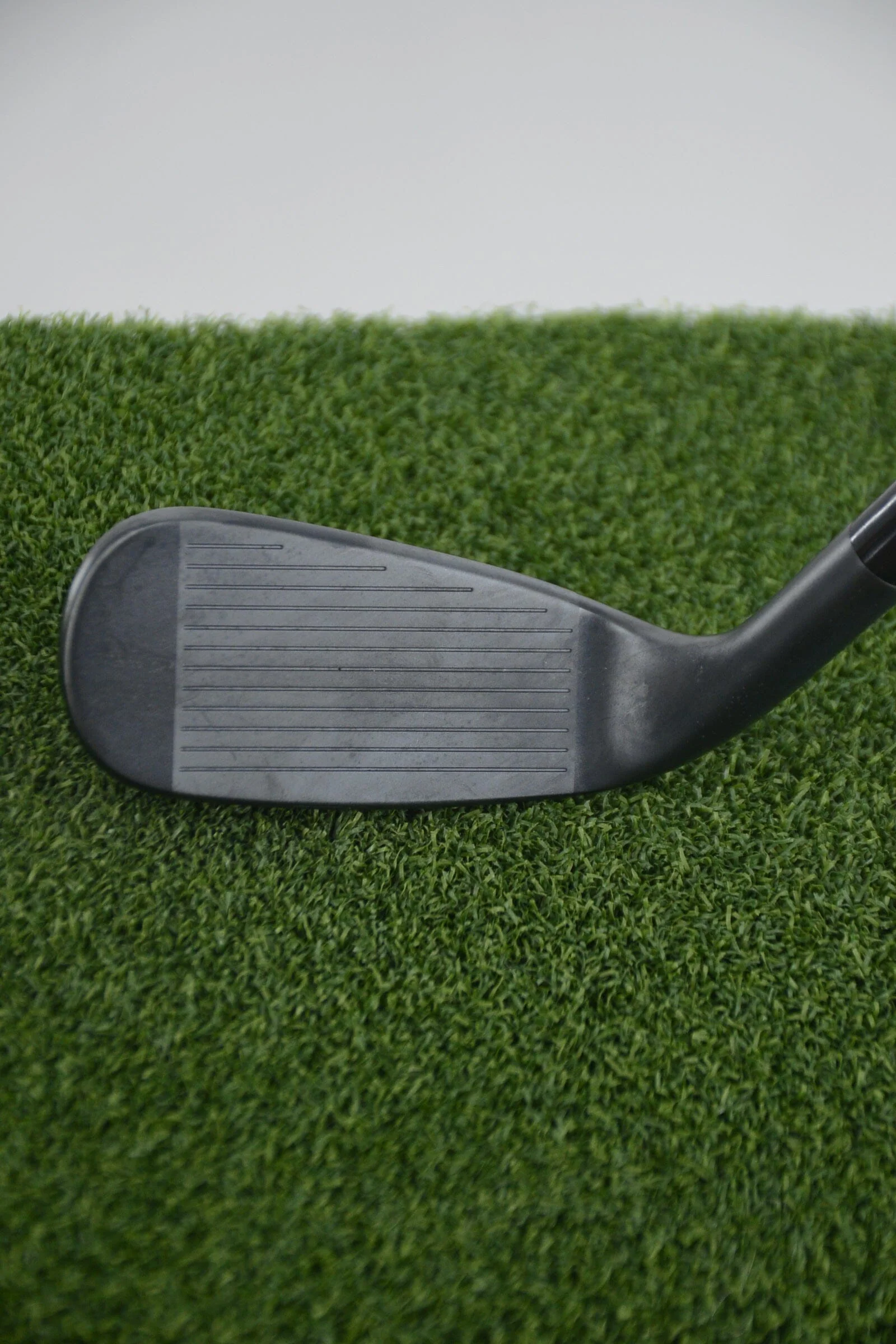 Cleveland Smart Sole 4.0 Chipper Wedge Flex 33.75" - Image 3