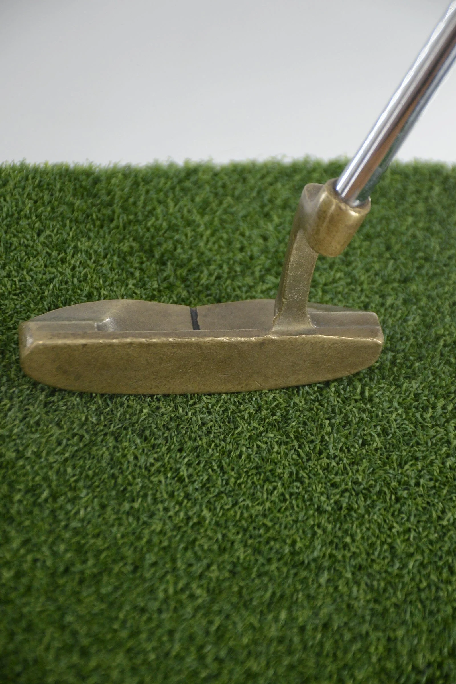 Gold Putter 34.5" - Image 3