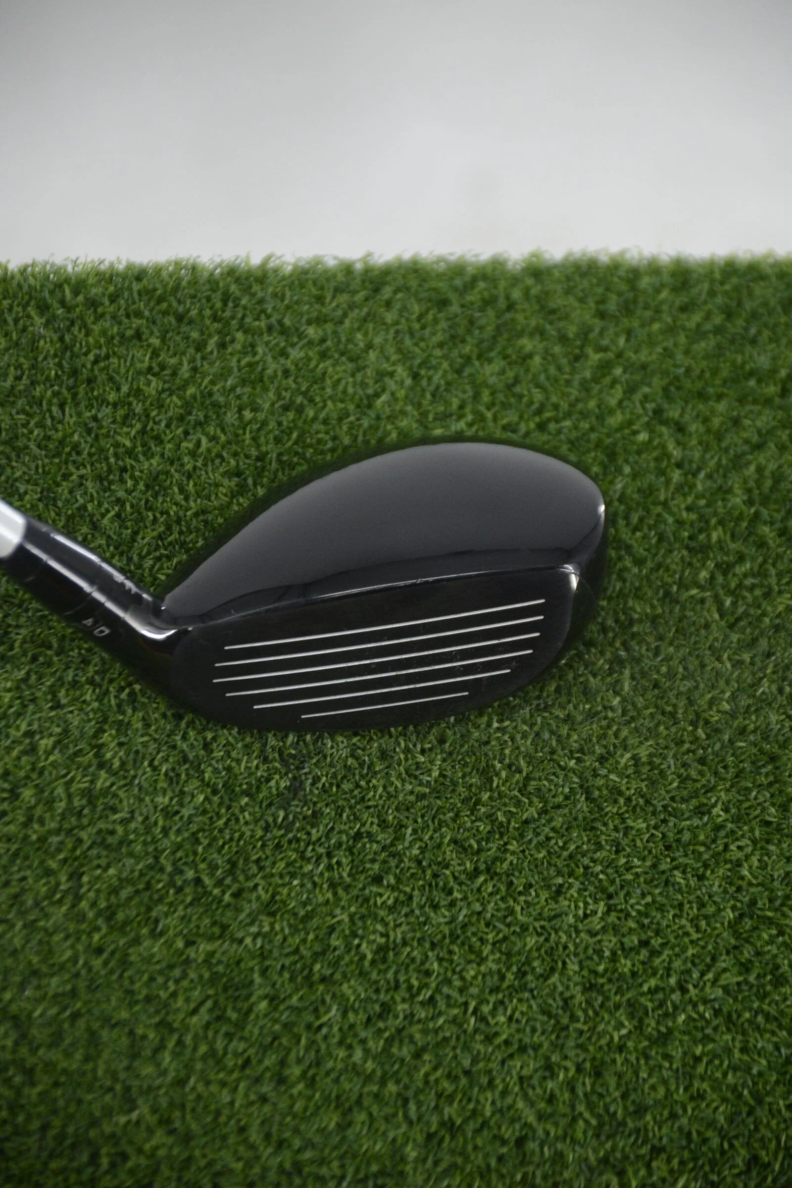 Lefty Titleist TSi2 4 Hybrid SR Flex 39.25" - Image 3