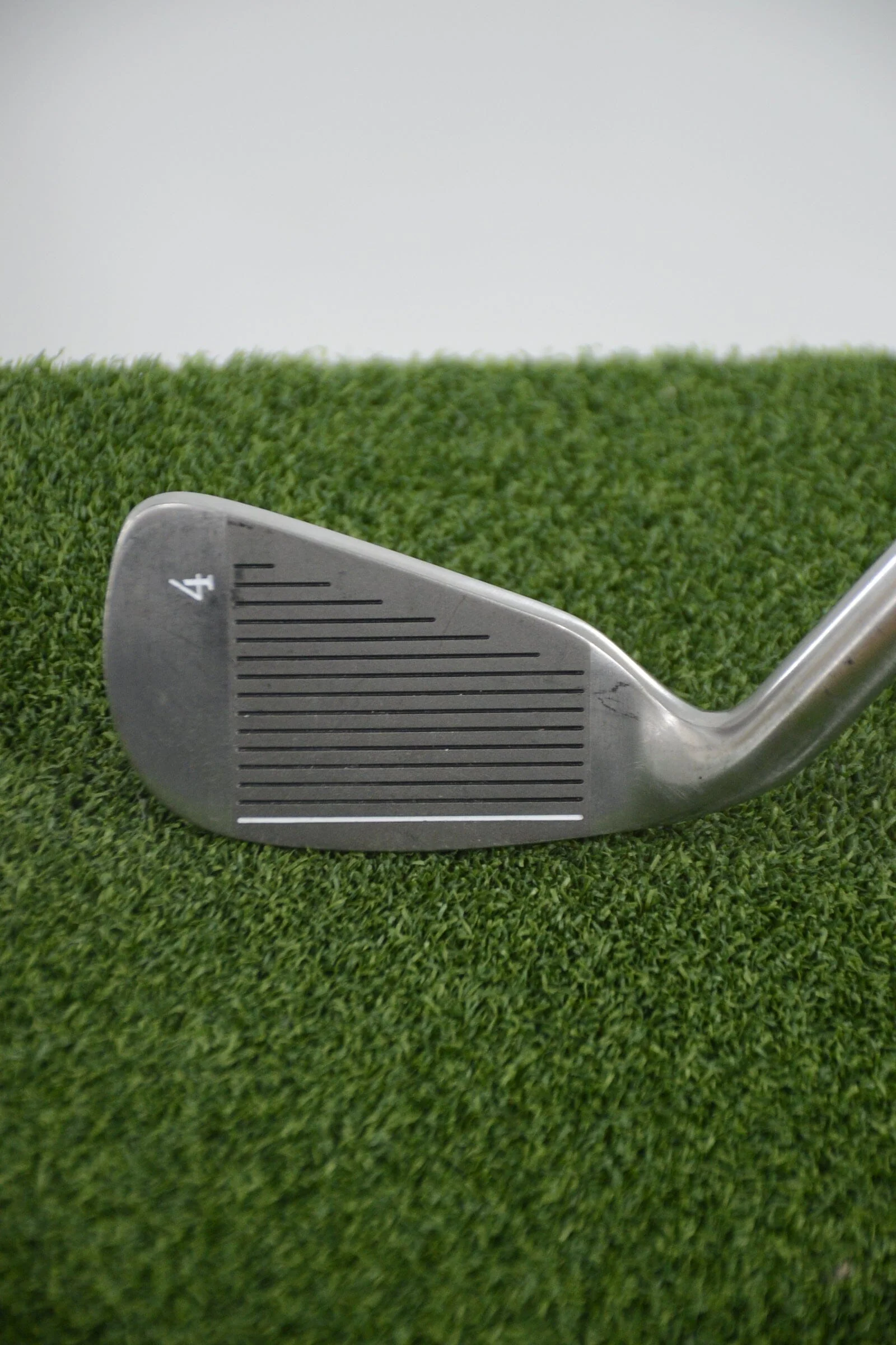 Master Grip Gold Oversize 4 Iron R Flex 37.5" - Image 3