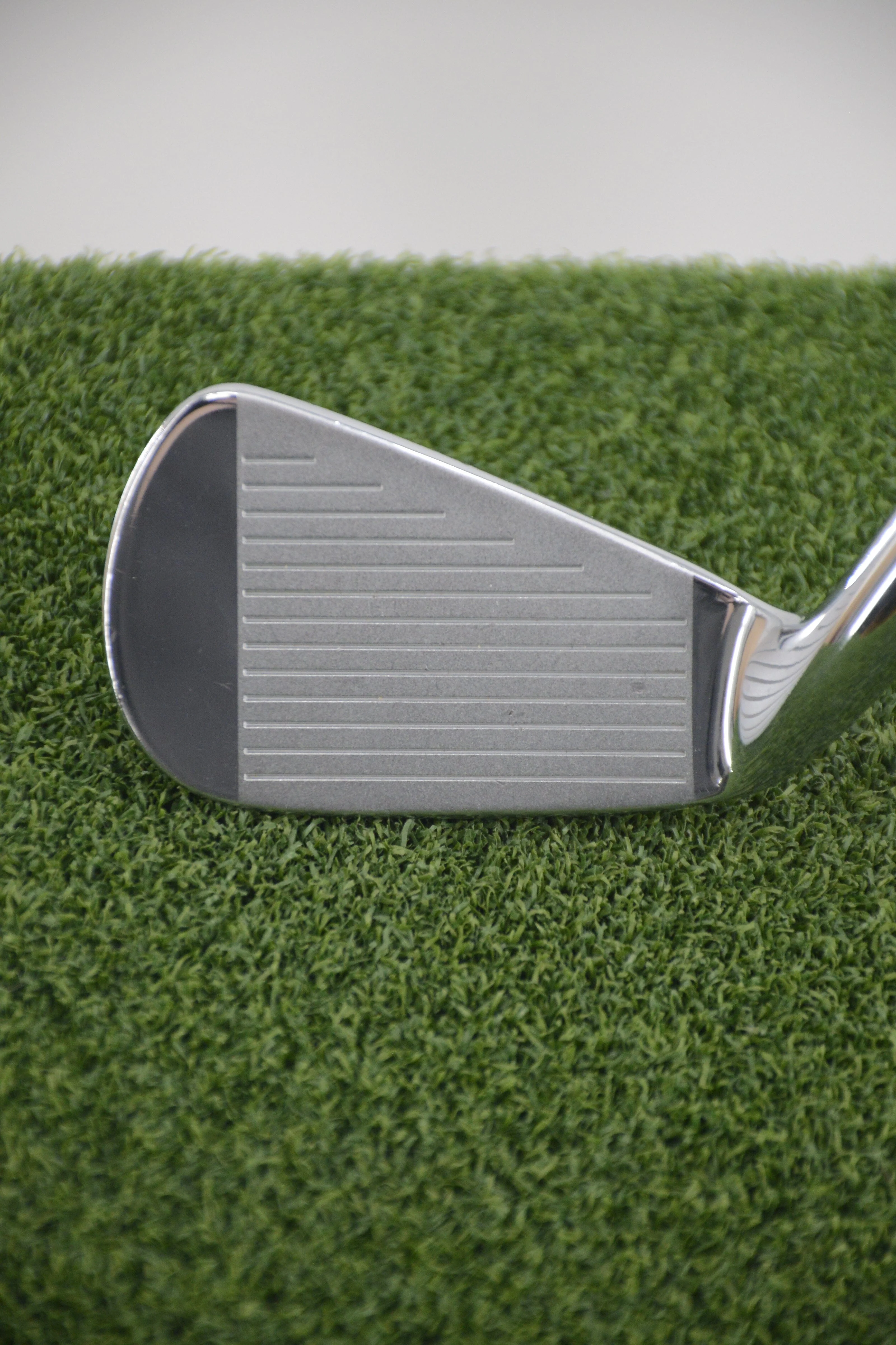 MacGregor Tourney PCB 5 Iron R Flex 37.5" - Image 3