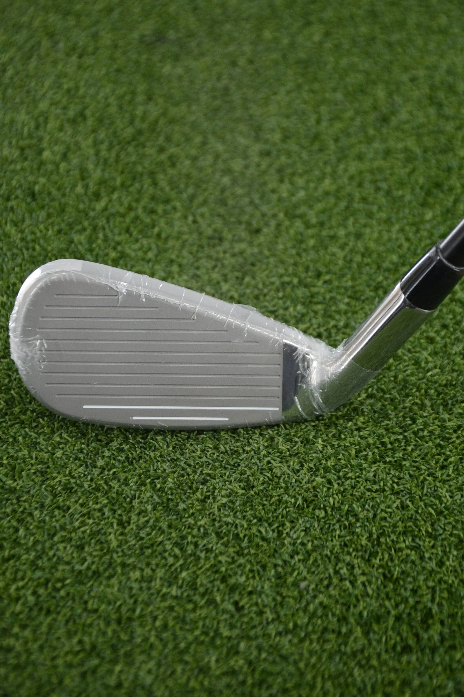 NEW Women's Cleveland Halo XL Full-Face 6 Iron W Flex 36.75" - Image 3