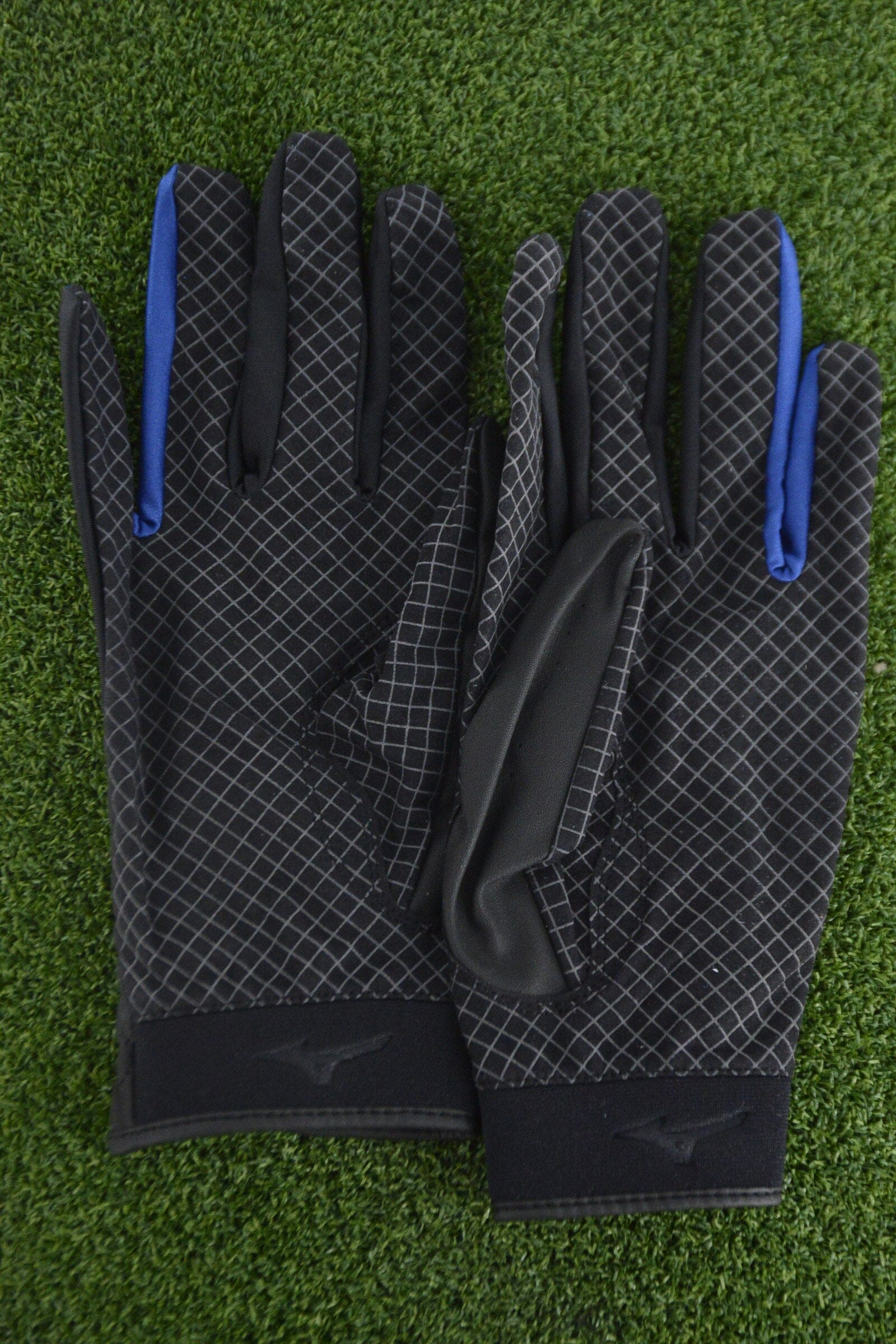 NEW Mizuno RainFit Glove Pair - Black