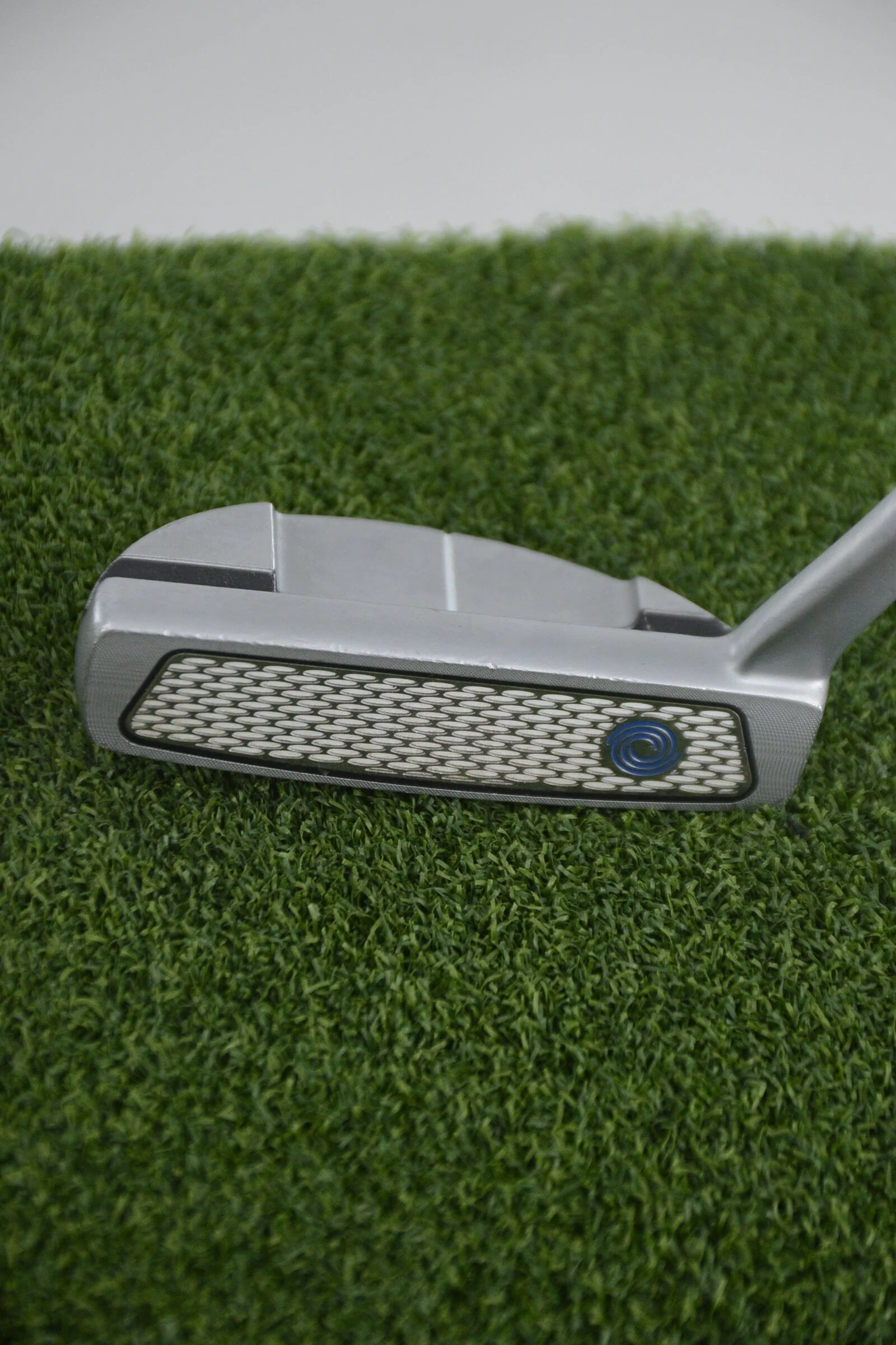 Odyssey Works 9 Versa Putter 31.5" - Image 4