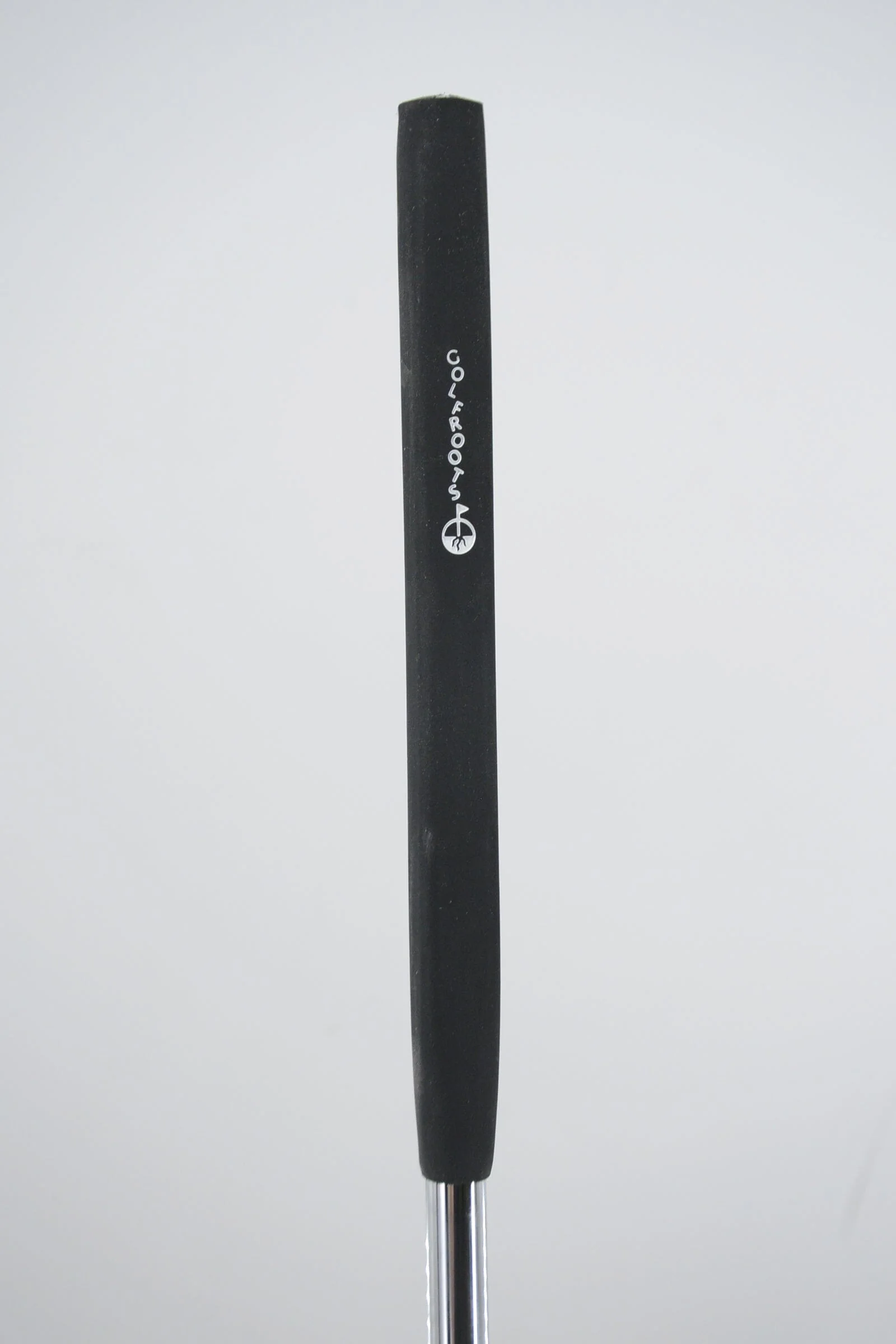 Odyssey Tank Cruiser V-Line Putter 35.25" - Image 4