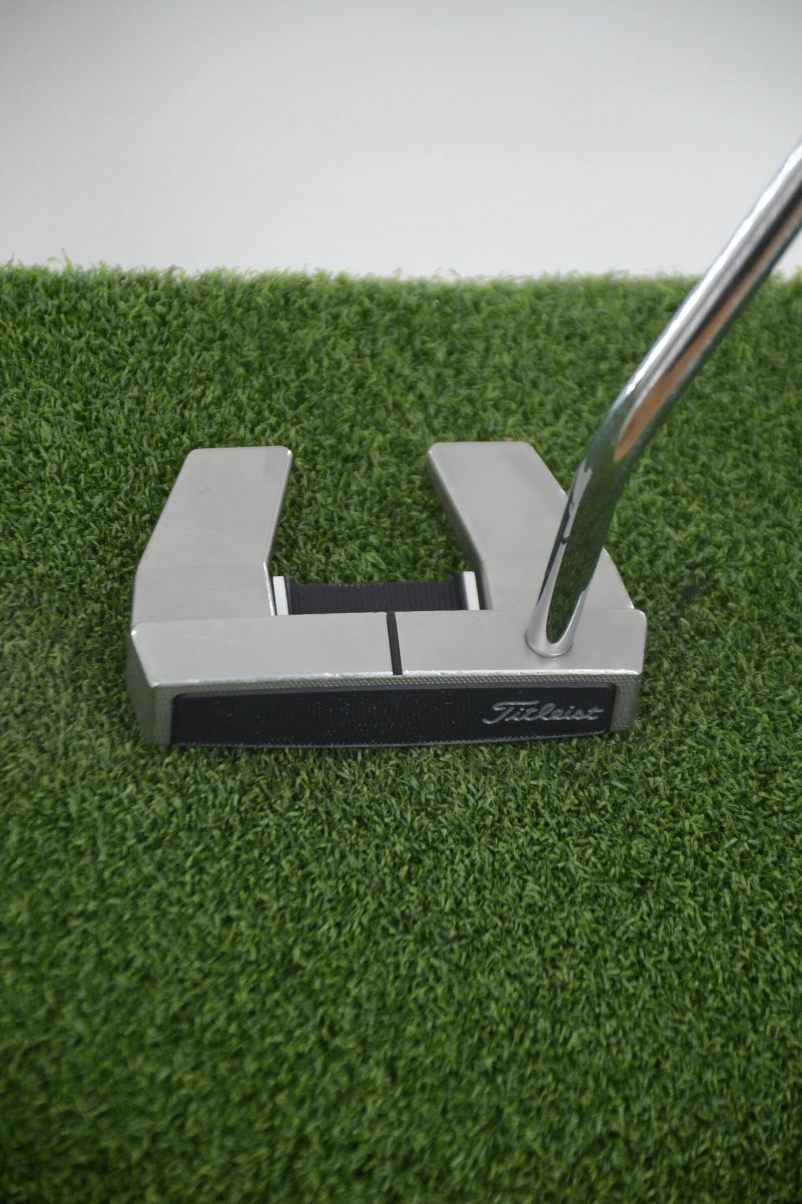 Scotty Cameron Futura 5W Putter 35" - Image 2