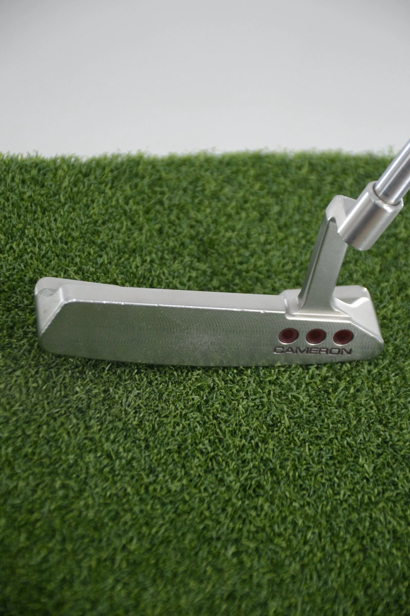 Scotty Cameron Studio Select Newport 2 Putter 35" - Image 4