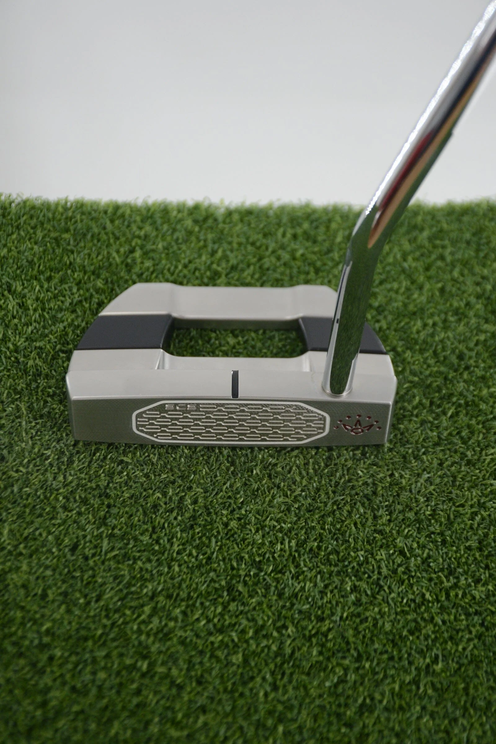 Scotty Cameron 2025 Studio Style Fastback Putter 34" - Image 4