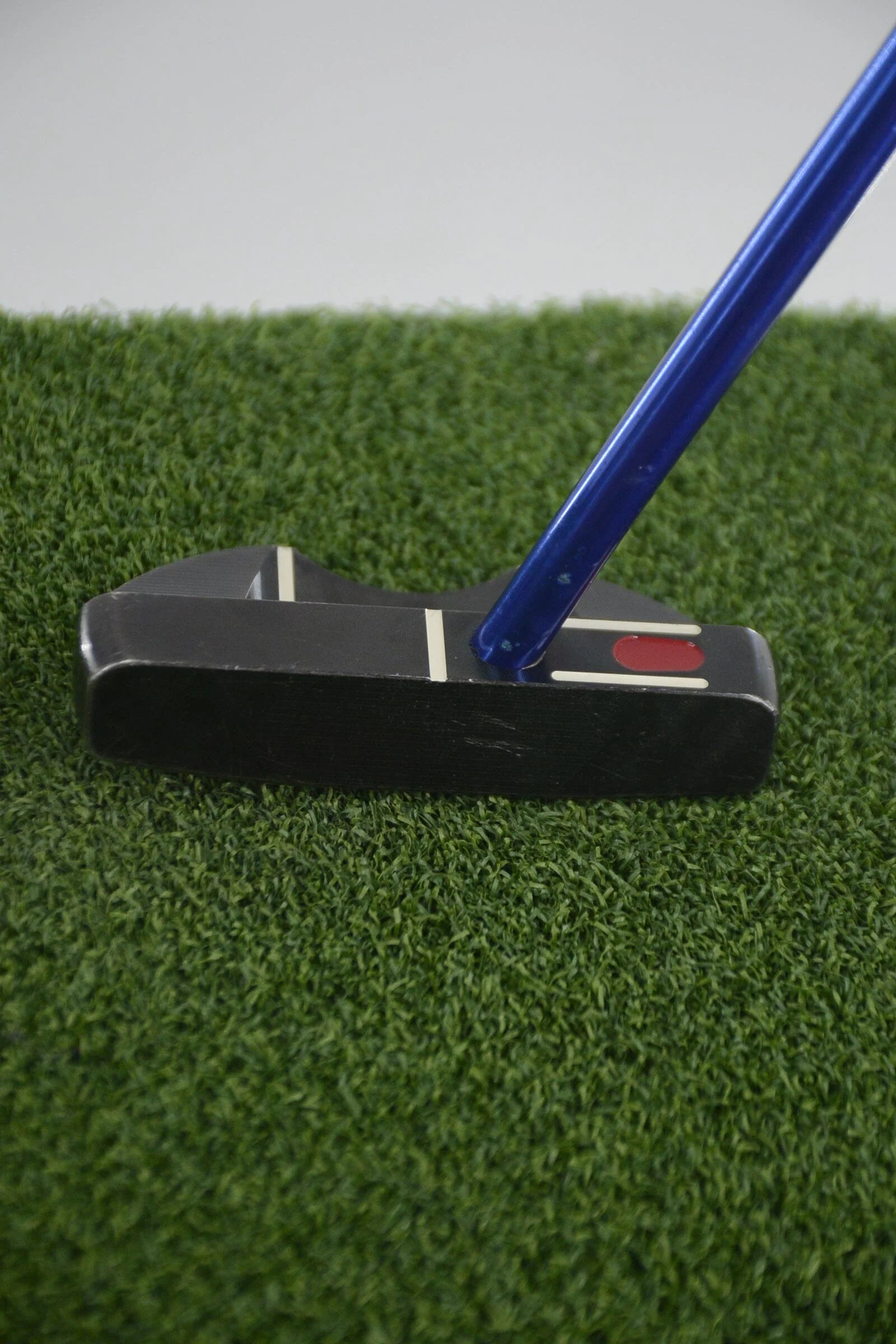 See More Nashville Z3C Mallet Black Putter 35.5" - Image 4