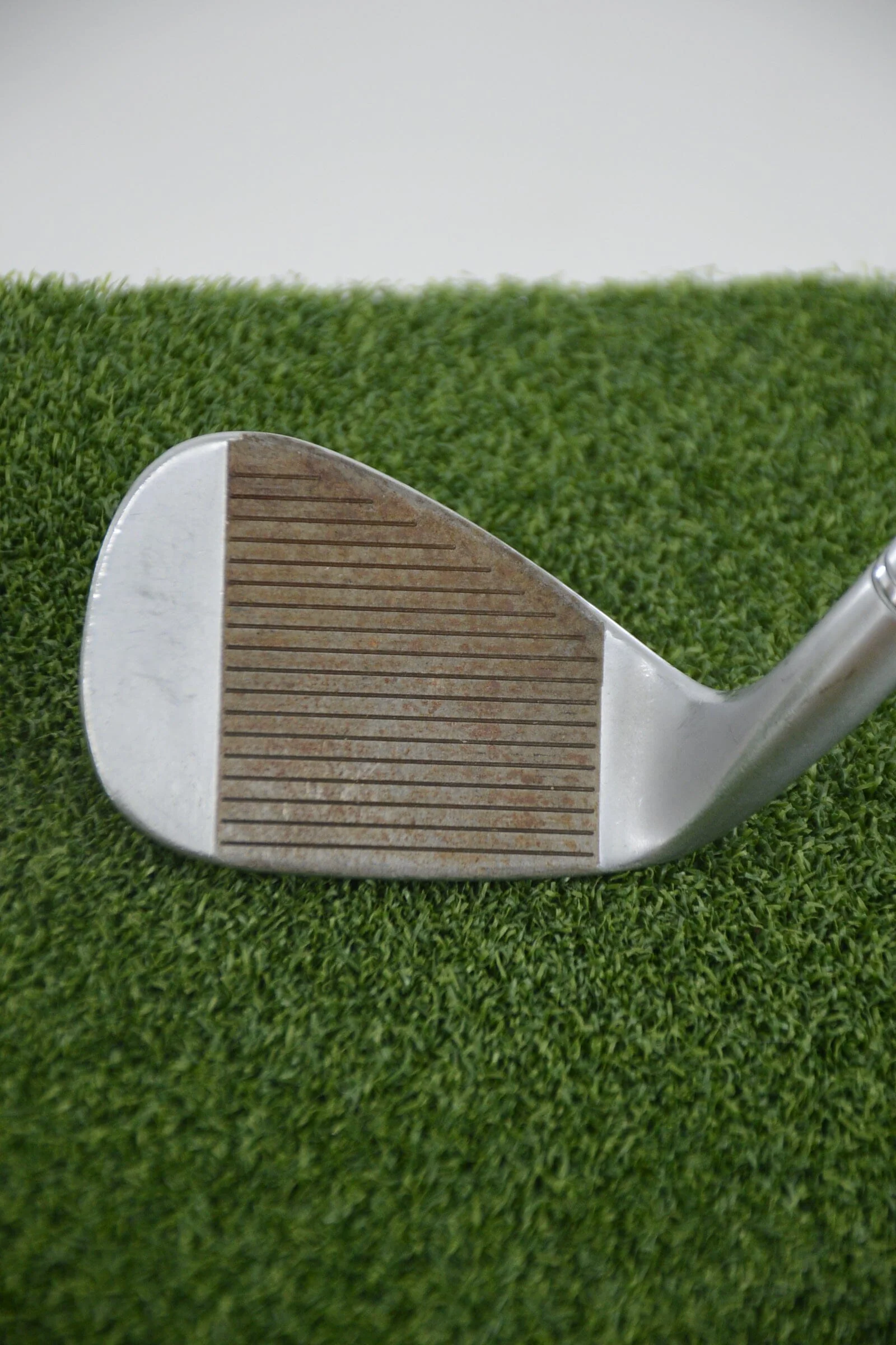 TaylorMade MG3 Chrome 54 Degree Wedge S Flex 34.75" - Image 3