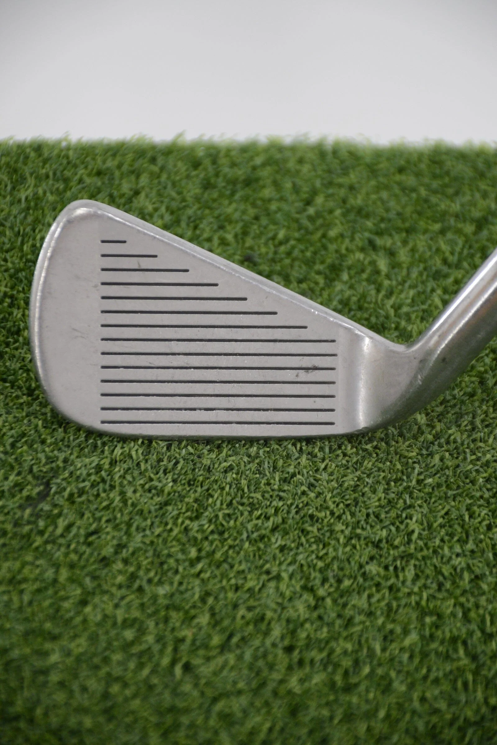 Titleist DCI Gold 6 Iron R Flex 37" - Image 3