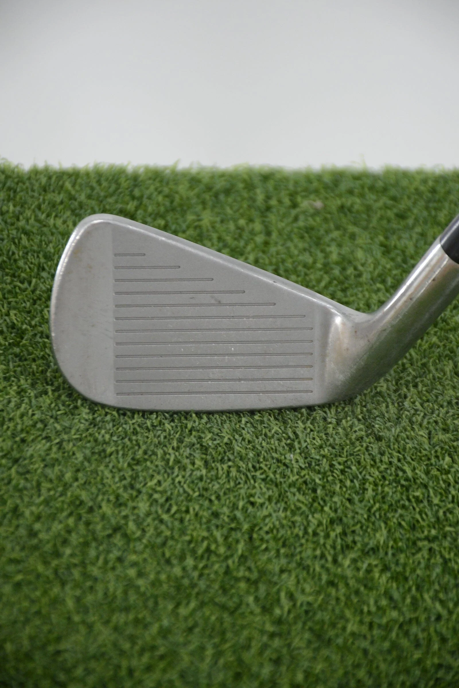 Titleist 704.CB 6 Iron S Flex 37.5" - Image 3