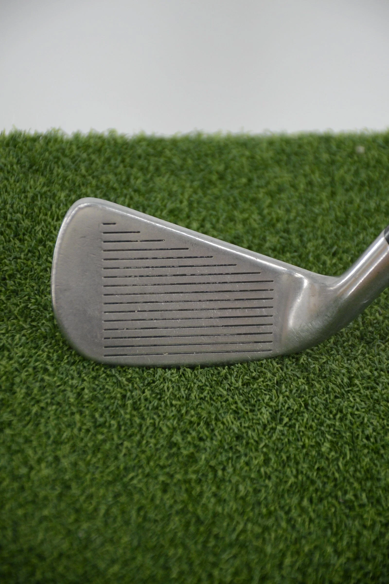 Titleist DCI Oversize + 4 Iron R Flex 38.25" - Image 3
