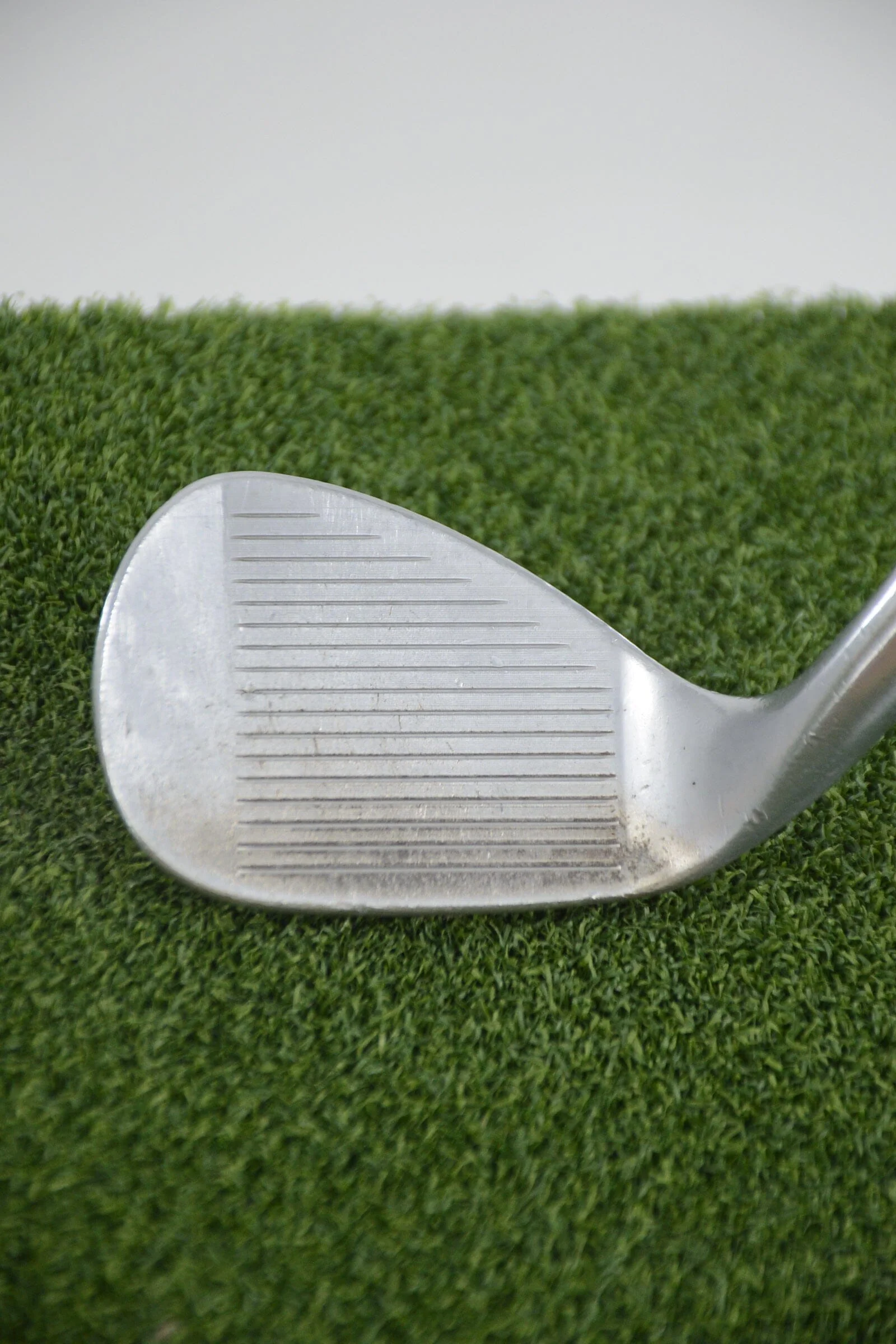 Titleist Vokey SM8 Tour Chrome 58 Degree Wedge S Flex 35" - Image 3