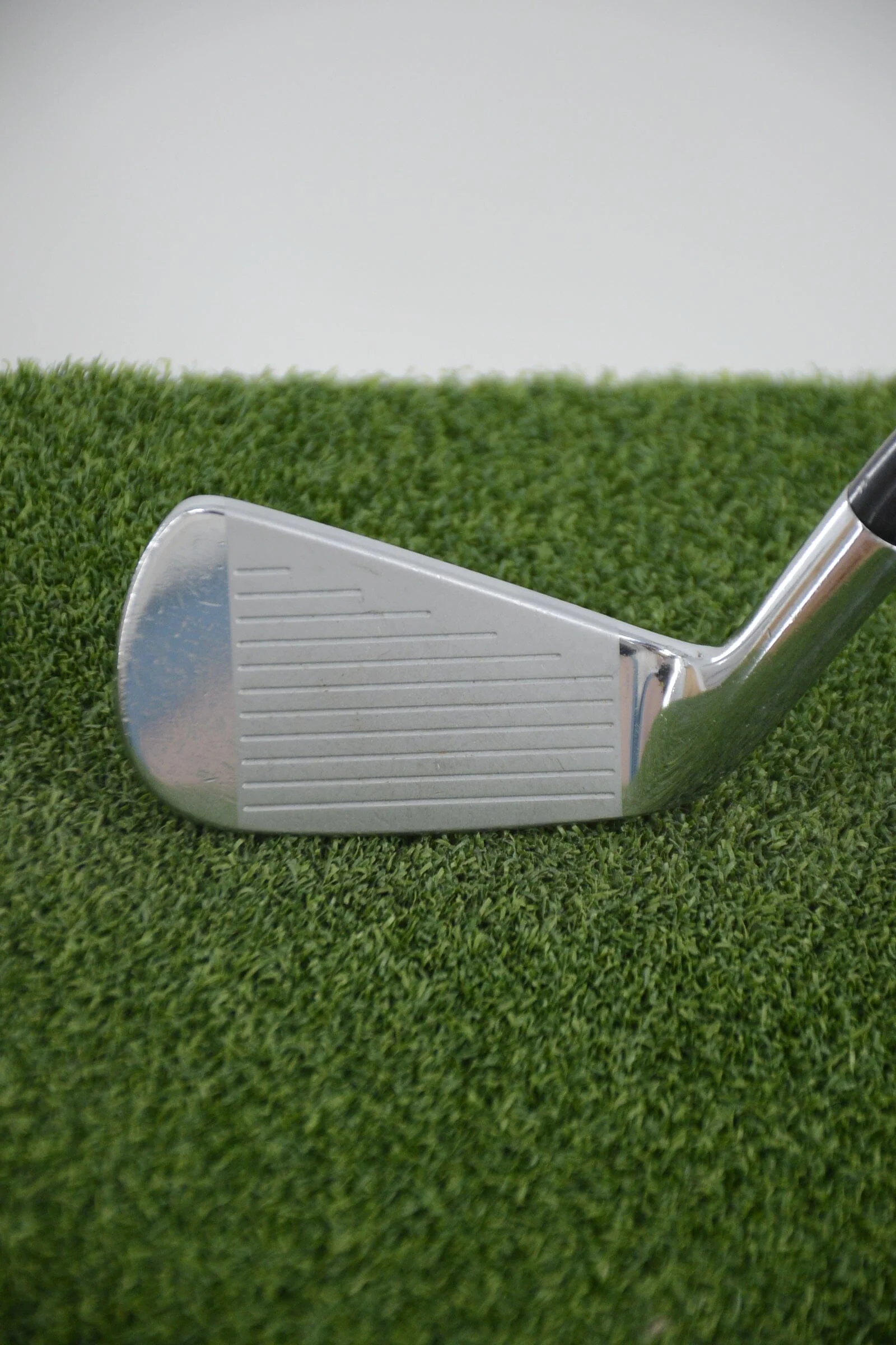 Titleist 695 CB Forged 3 Iron S Flex 38.75" - Image 3