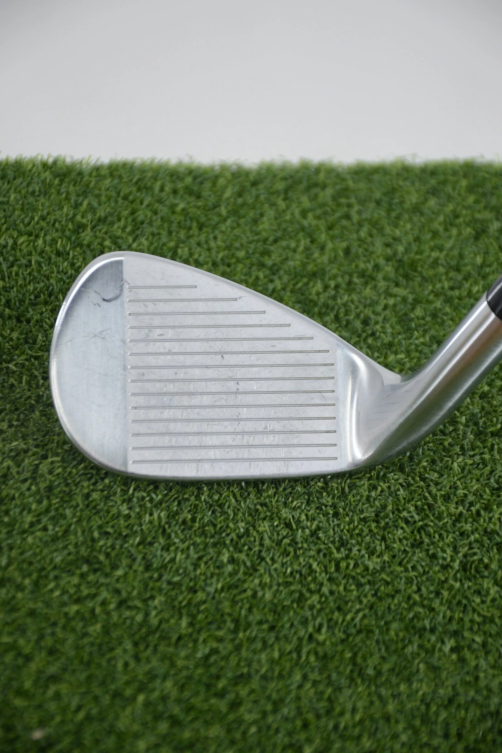 Titleist T350 2023 53 Degree Wedge S Flex 35.25" - Image 3