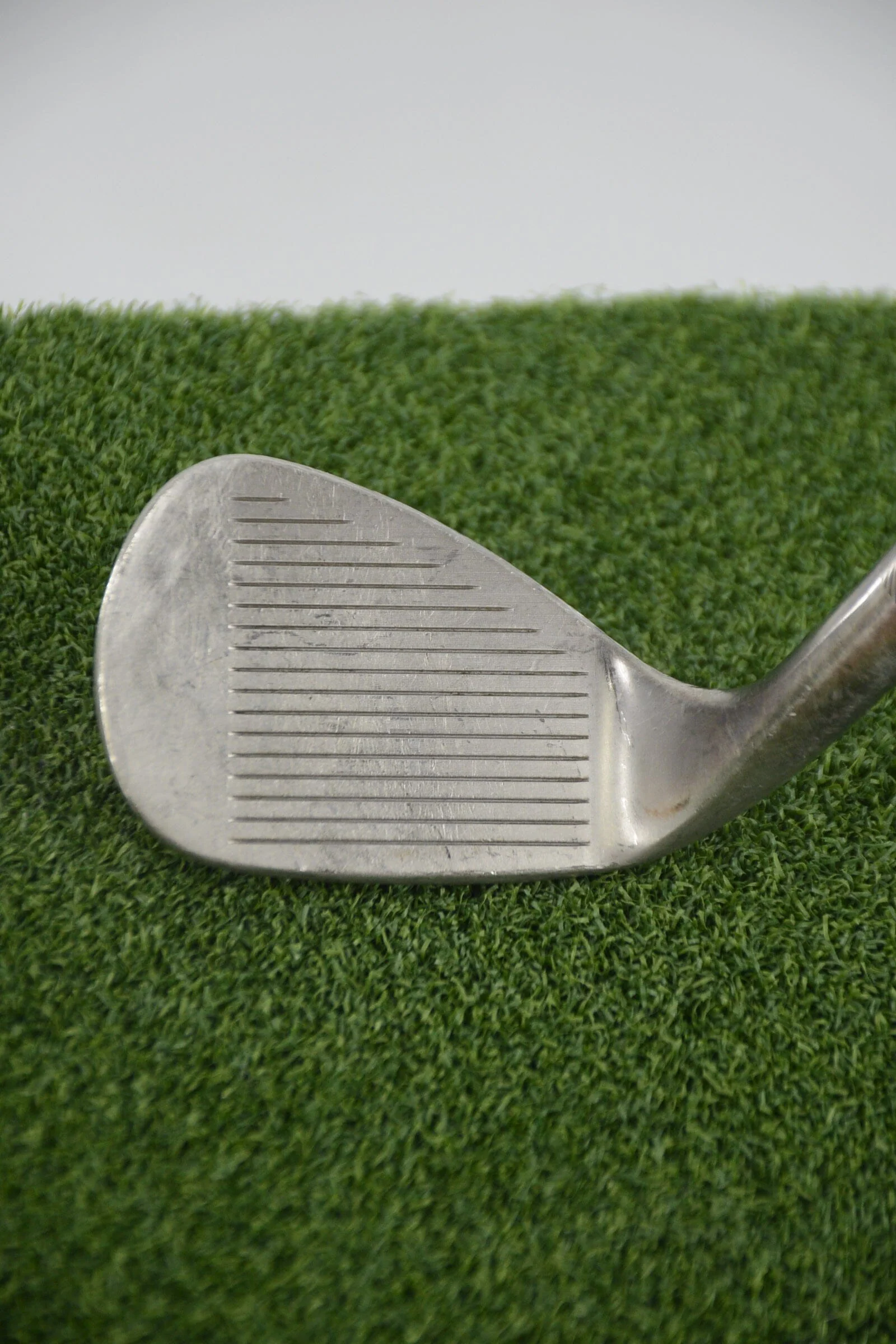Titleist Vokey SM9 Brushed Steel 56 Degree Wedge Wedge Flex 35" - Image 3