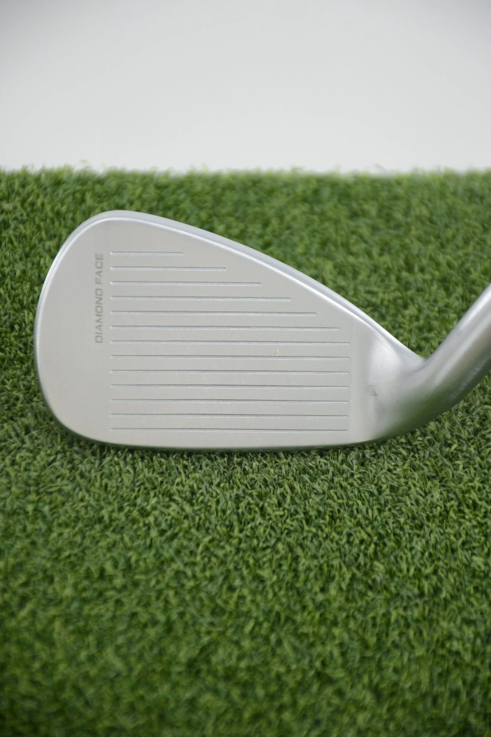 Tour Edge Exotics E722 8 Iron R Flex 36.5" - Image 3