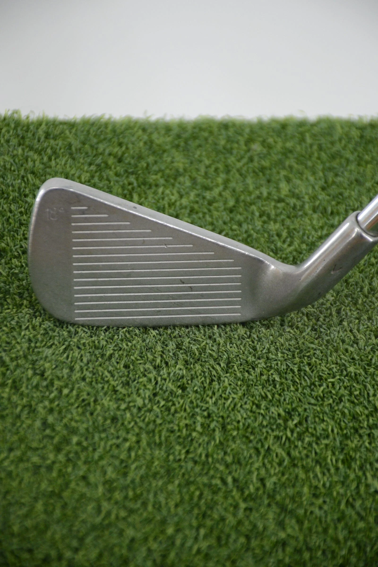 Tommy Armour 845S Silver Scot 2 Iron R Flex 38.75" - Image 3