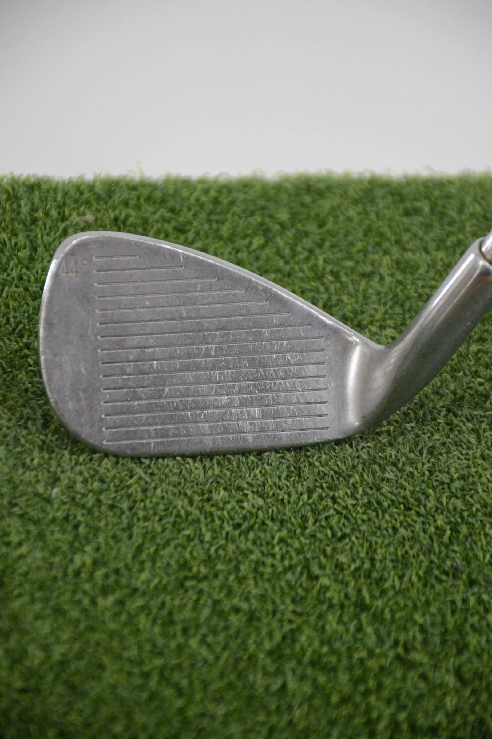 Tommy Armour 845S Silver Scot 9 Iron R Flex 35.75" - Image 3