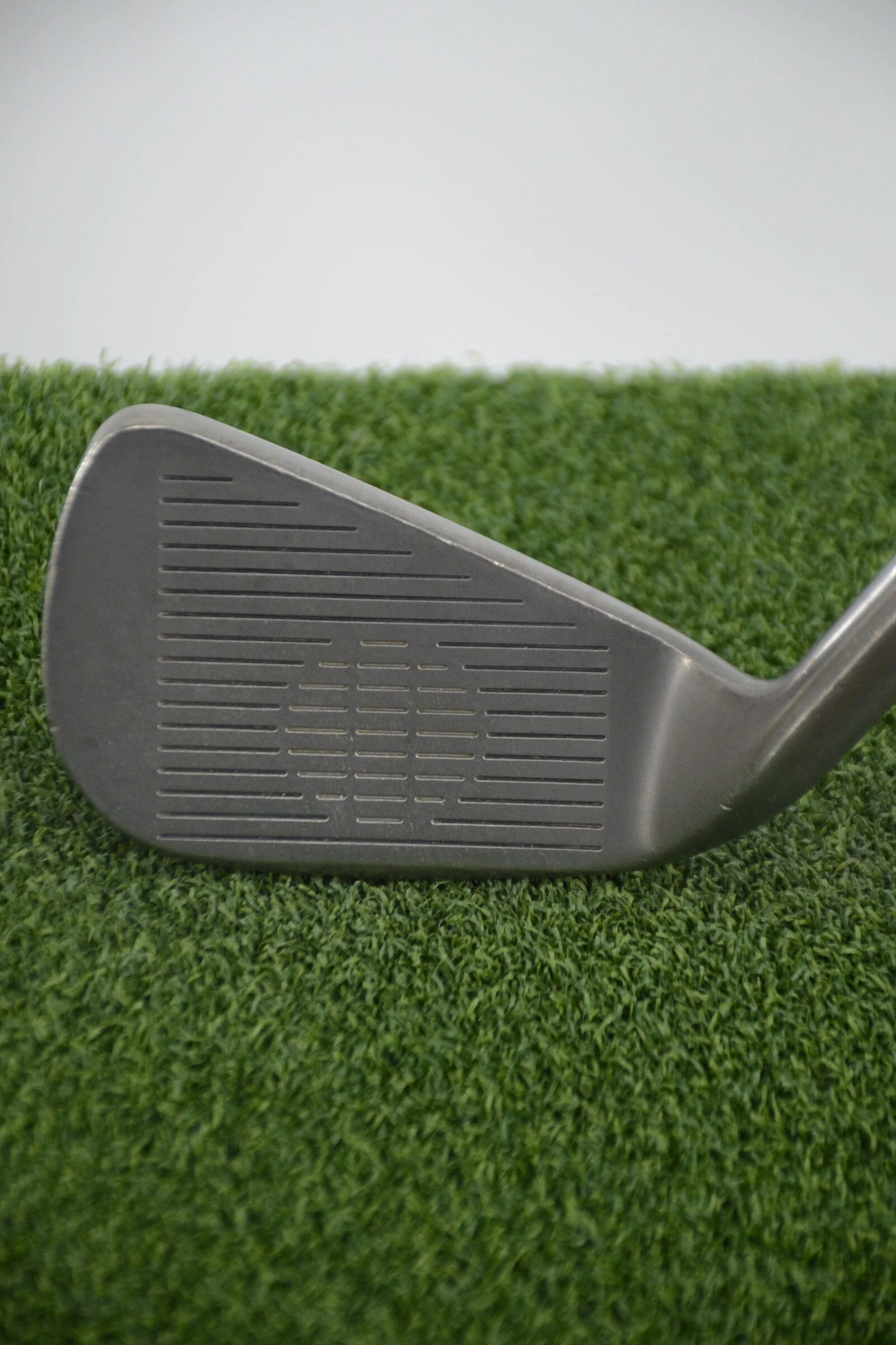 Tommy Armour Ti 100 5 Iron R Flex 38.5" - Image 3