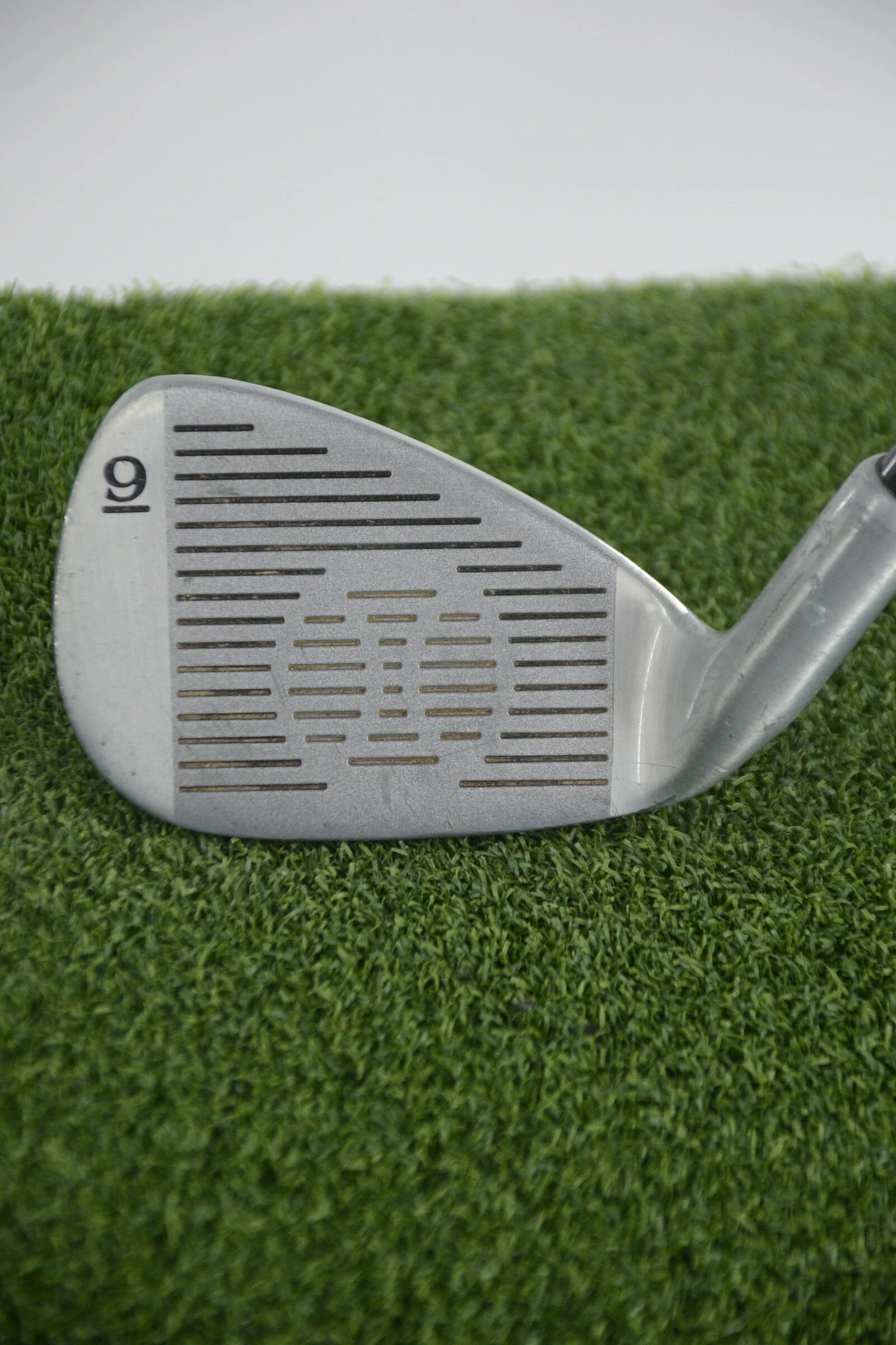 True Shots Brass Inertia 9 Iron R Flex 36.25" - Image 3