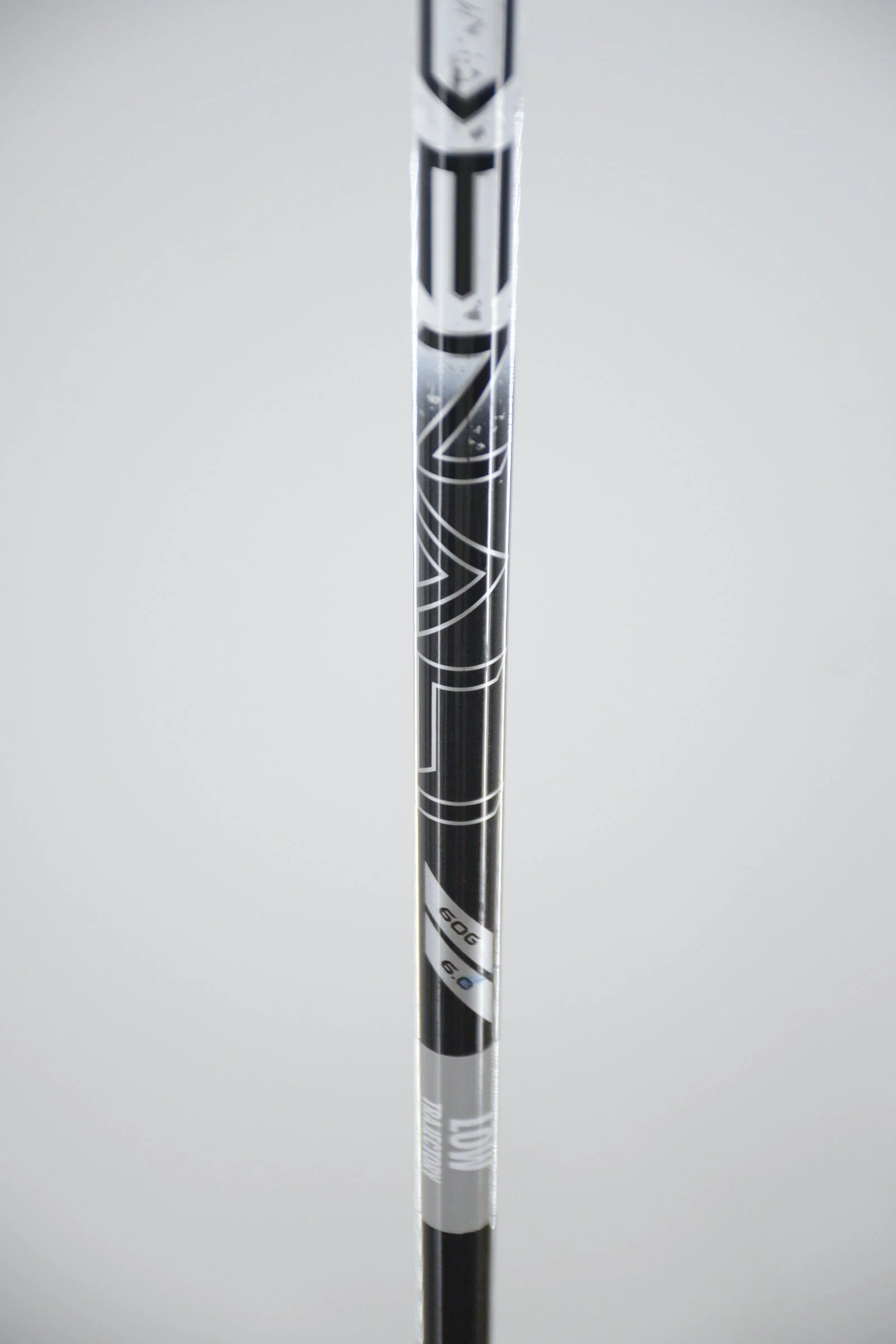 Wilson DynaPower Carbon 2025 10.5 Degree Driver S Flex 45.25" - Image 4