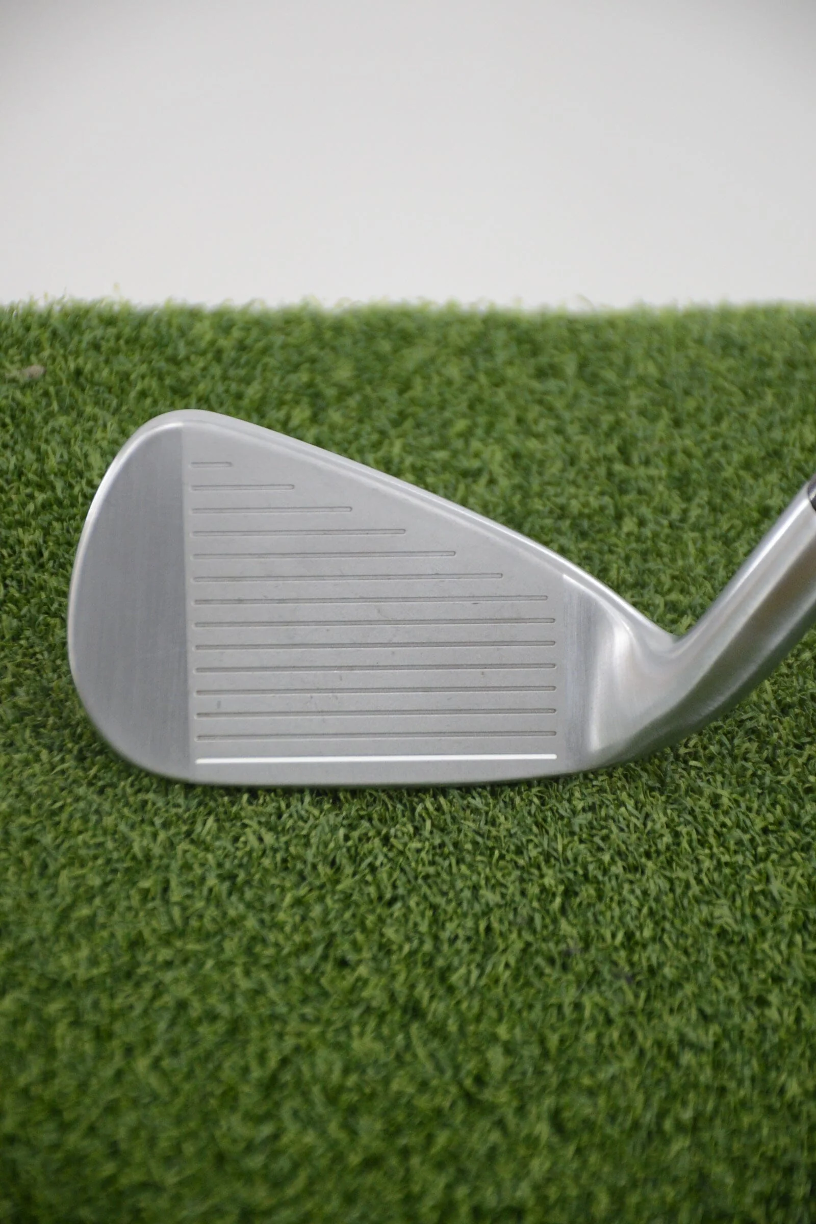 Women's PXG Wildcat 7 Iron W Flex 35.5" - Image 3