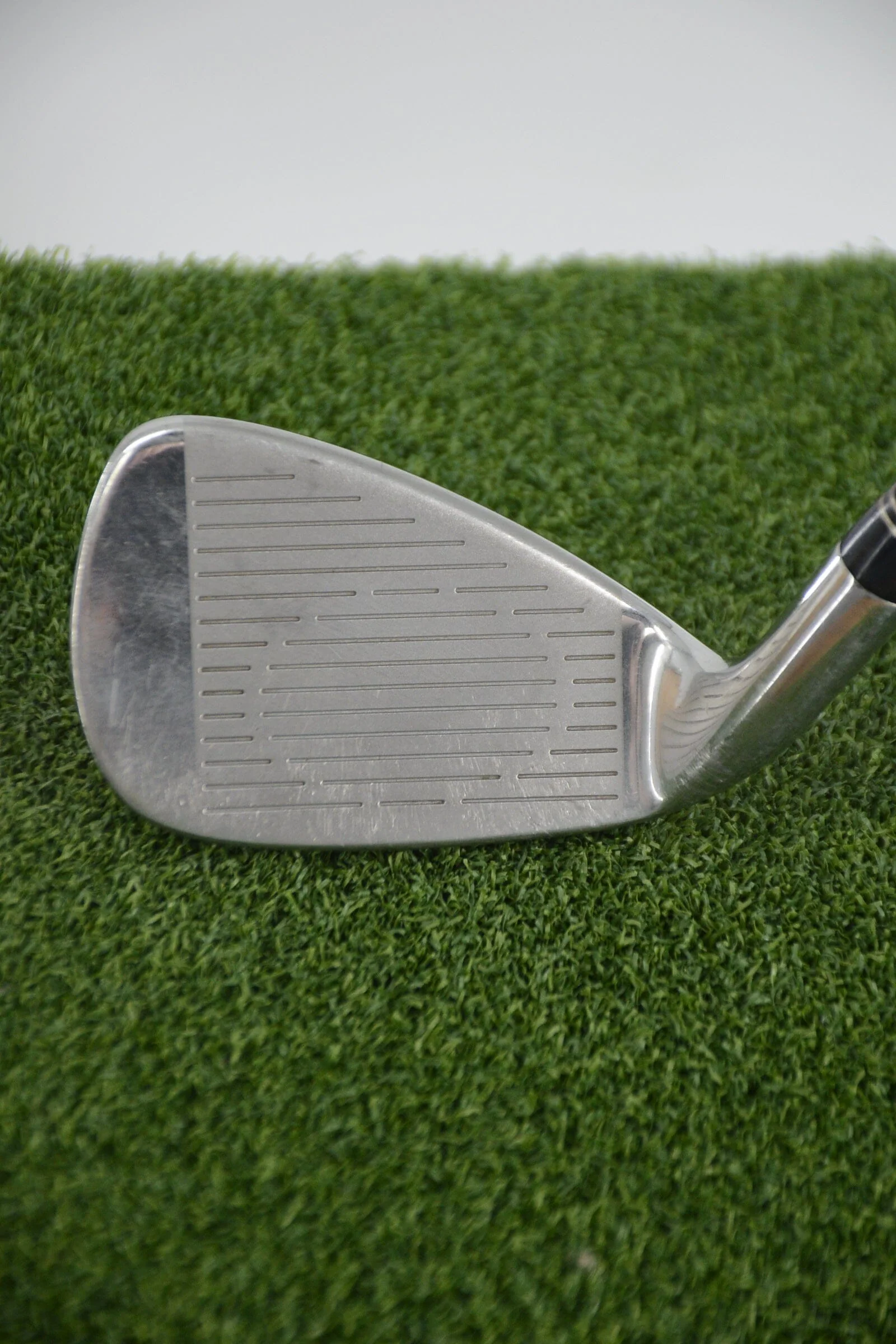 Women's Cobra SS Oversize 9 Iron W Flex 34.75" - Image 3