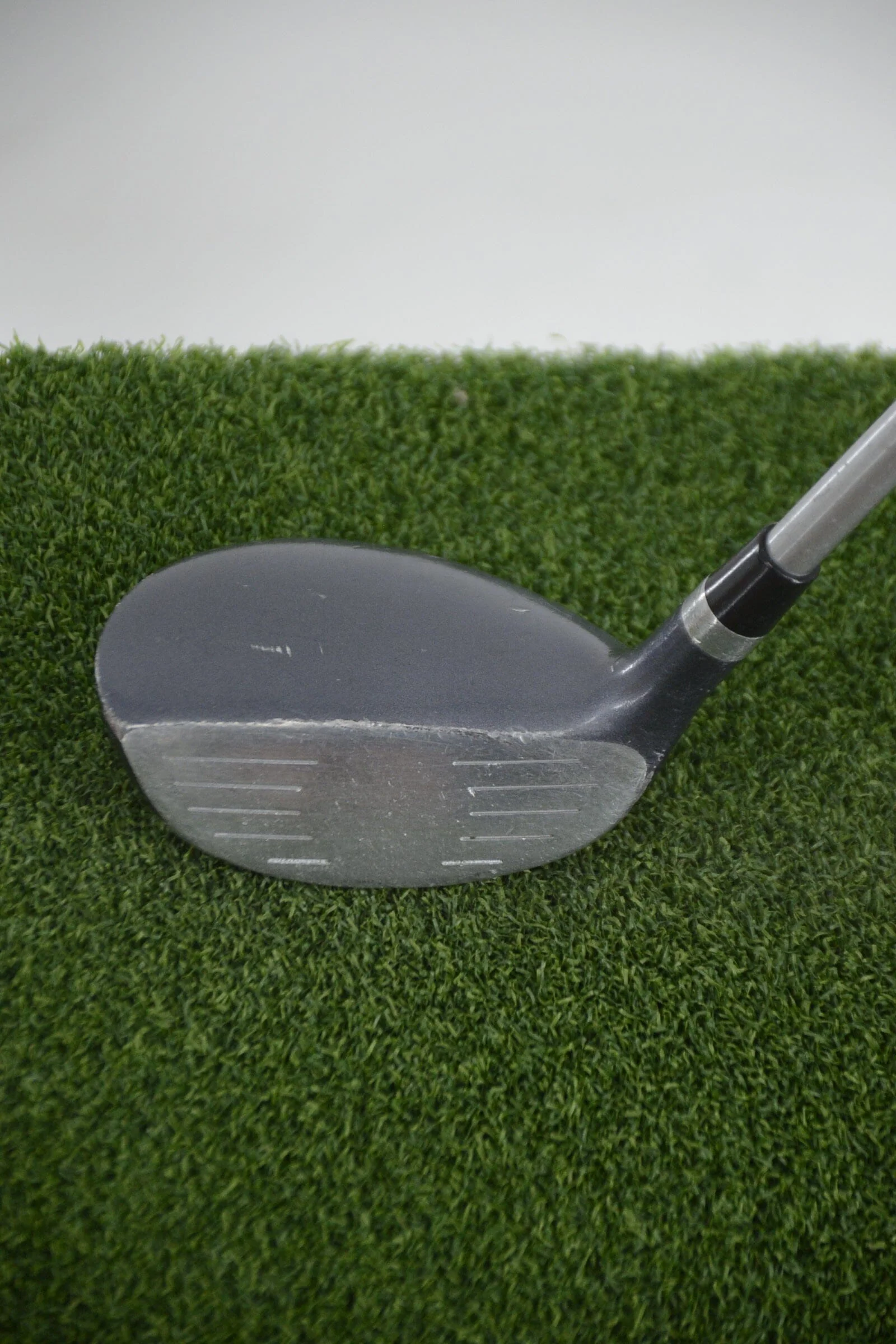 Women's Wilson Hope Platinum 22 Degree Hybrid W Flex 38" - Image 3