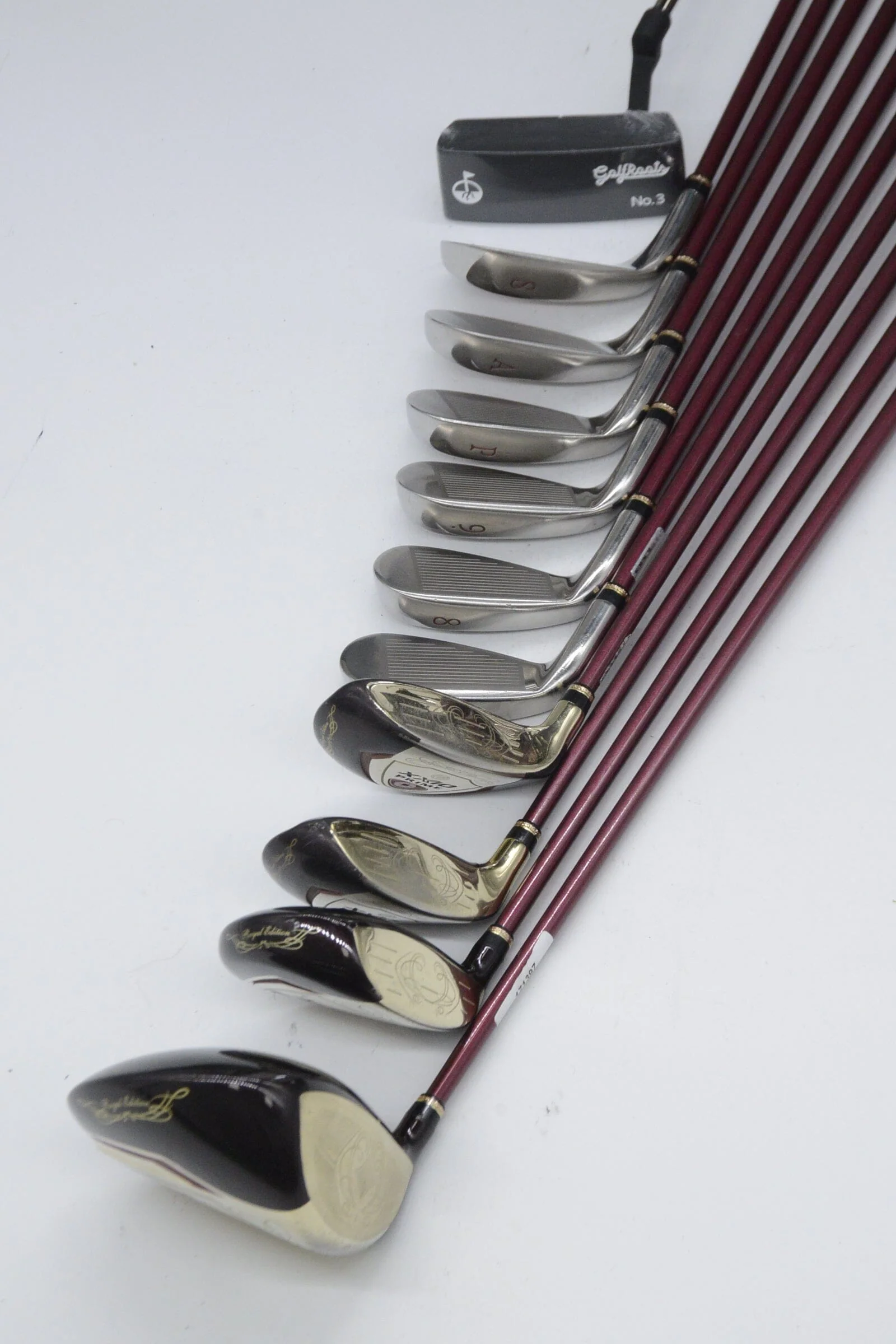Women's XXIO Prime Royal Edition Mixed Full Set W Flex -0.75" - Image 4