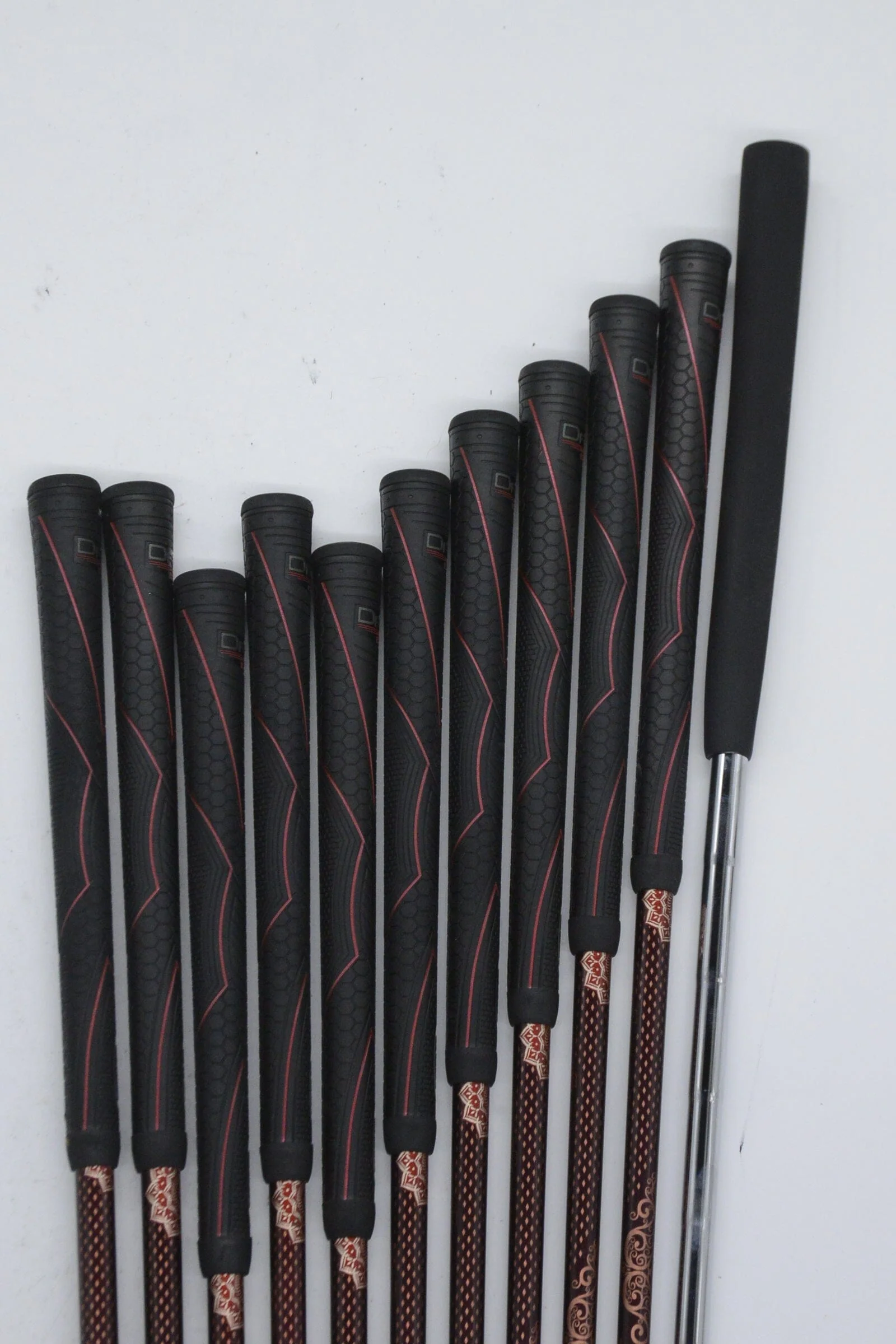 Women's XXIO Prime Royal Edition Mixed Full Set W Flex -0.75" - Image 5