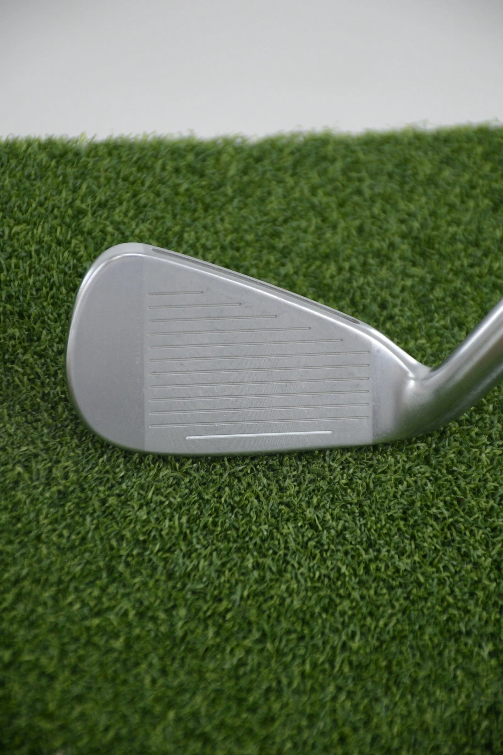 Women's Cobra Radspeed 7 Iron W Flex 35.75" - Image 3